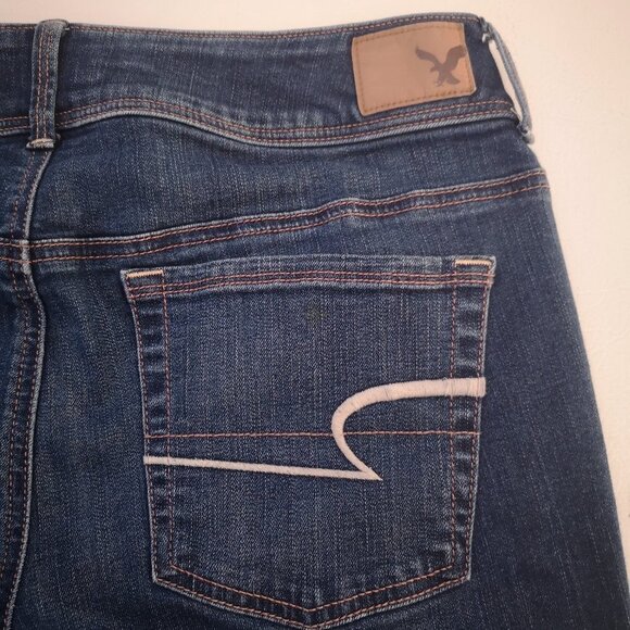 American Eagle Outfitters Ladies Super Stretch Blue Jeans - Picture 8 of 12